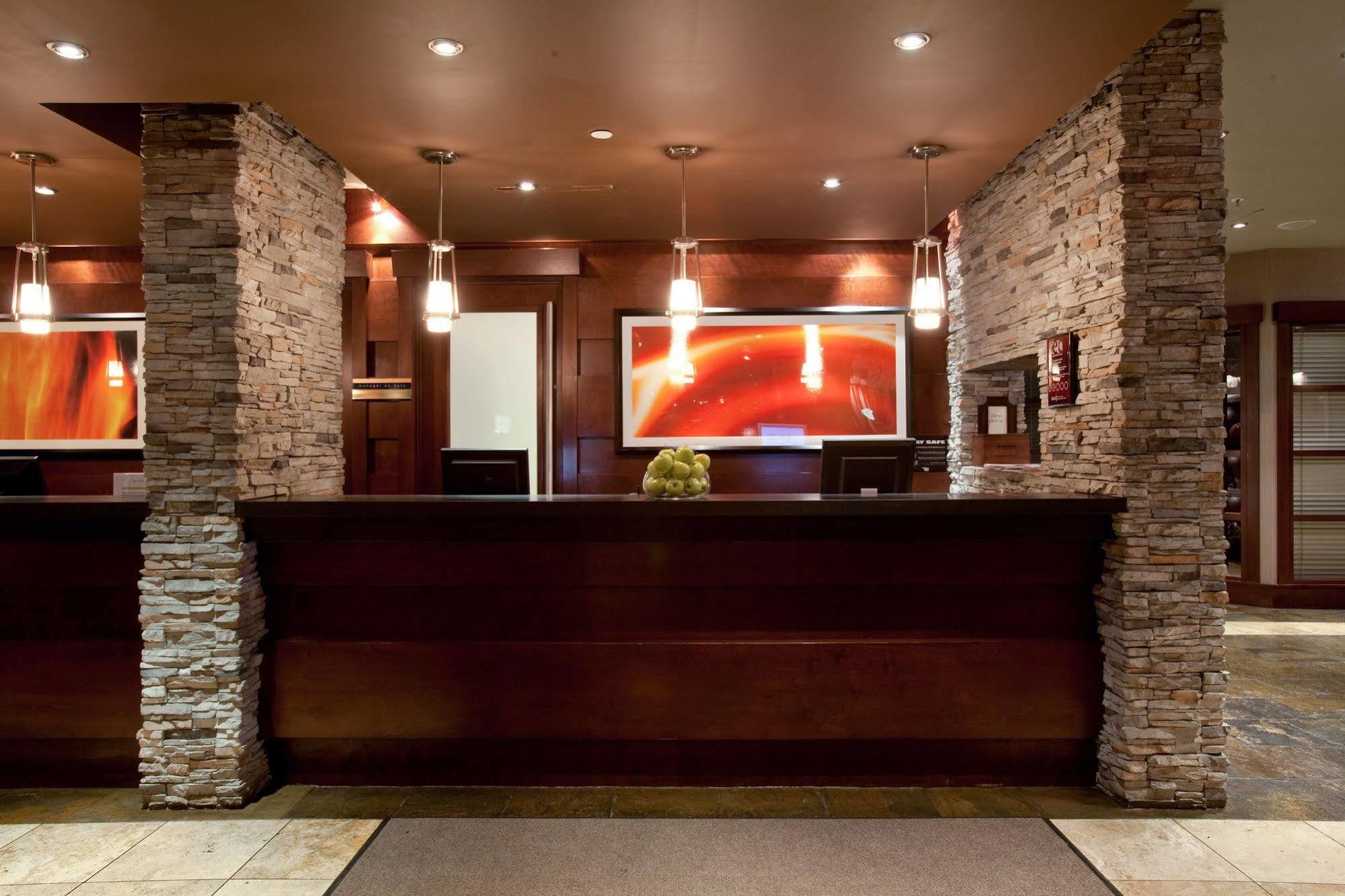 Sandman Hotel Edmonton West Exteriér fotografie